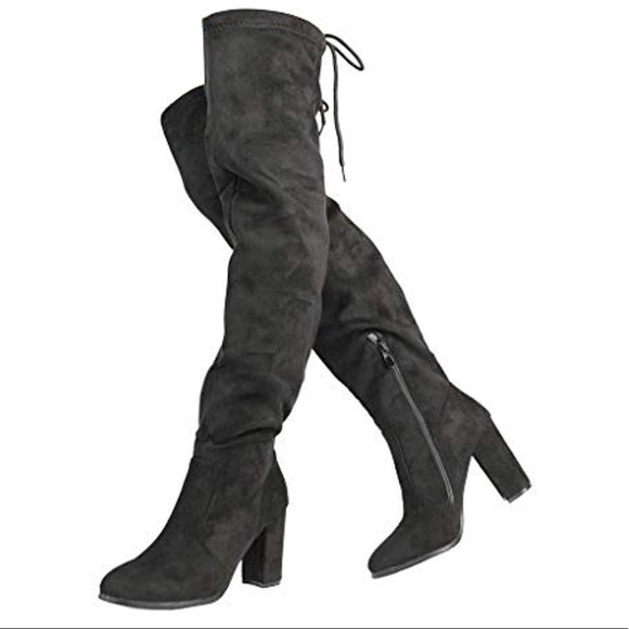 Shoes - JUST IN! Sienna suede boots in midnight
